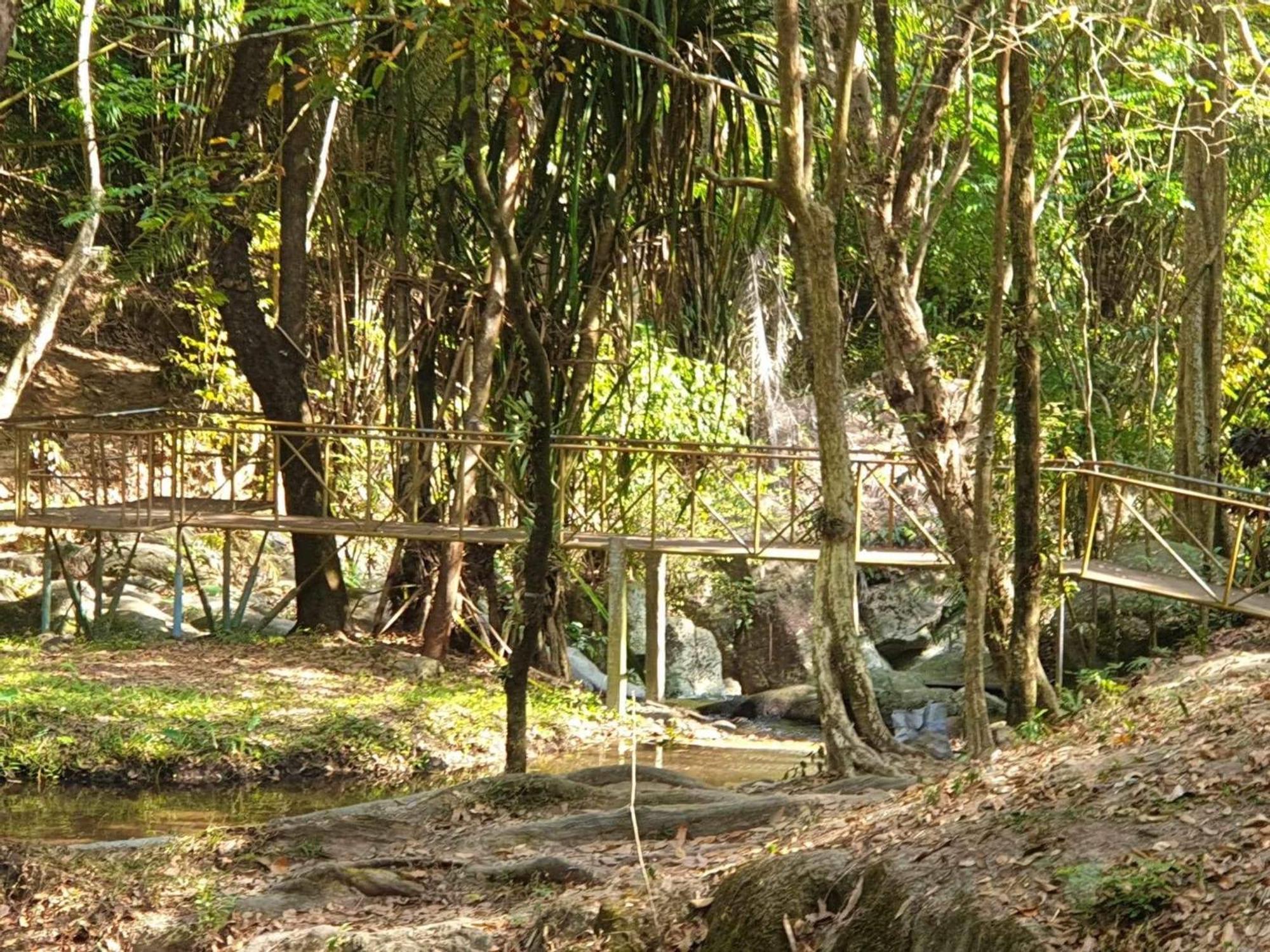Palm Gardens Resort Bang Saphan Buitenkant foto